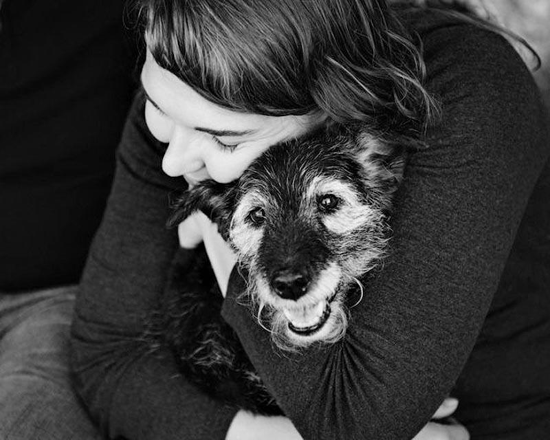 Фотография: Прощание навеки: фотограф снимает последний момент любви между хозяином и собакой перед усыплением №5 - BigPicture.ru