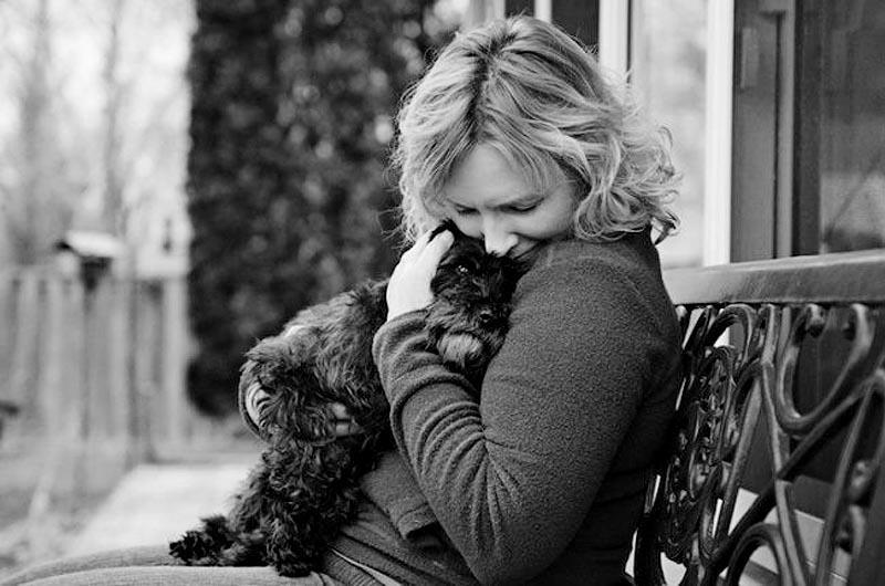 Фотография: Прощание навеки: фотограф  снимает последний момент любви между хозяином и собакой перед усыплением №22 - BigPicture.ru