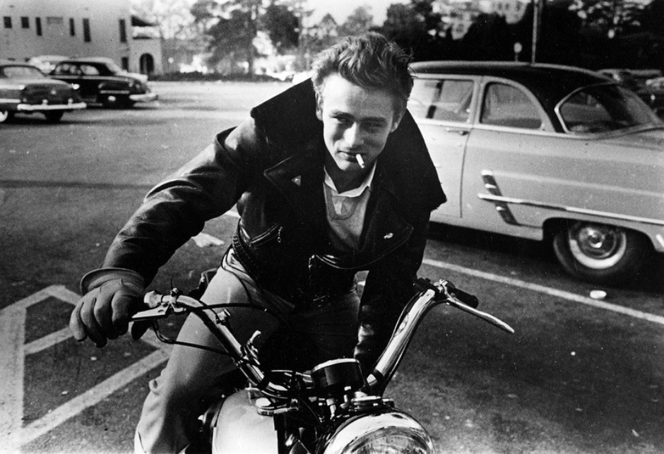 Фотография: 20 фото знаменитостей ХХ века на мотоциклах №19 - BigPicture.ru
