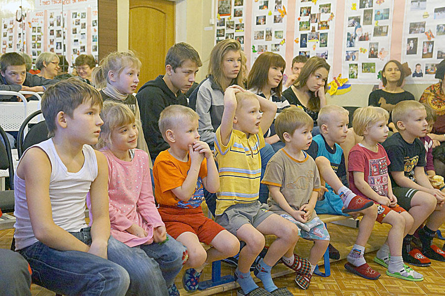 Фотография: Как мы съездили в детский дом в посёлке Будогощь 21.12.13 №16 - BigPicture.ru