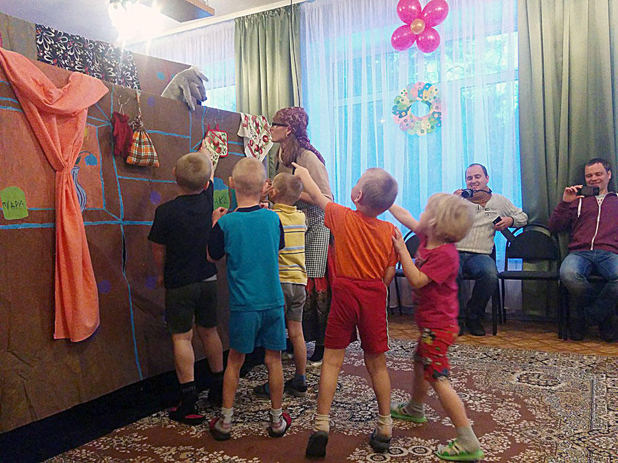 Фотография: Как мы съездили в детский дом в посёлке Будогощь 21.12.13 №20 - BigPicture.ru