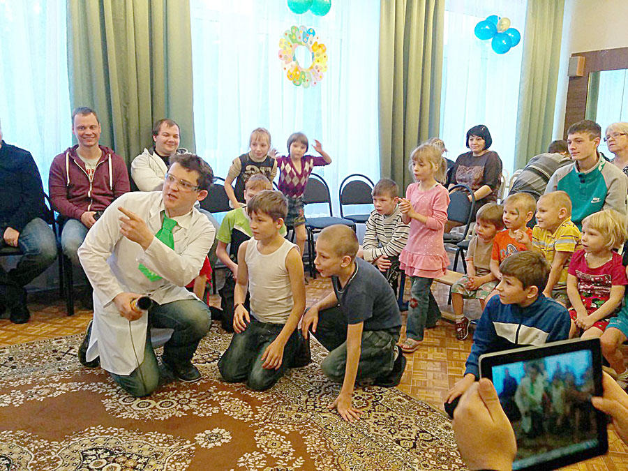 Фотография: Как мы съездили в детский дом в посёлке Будогощь 21.12.13 №32 - BigPicture.ru