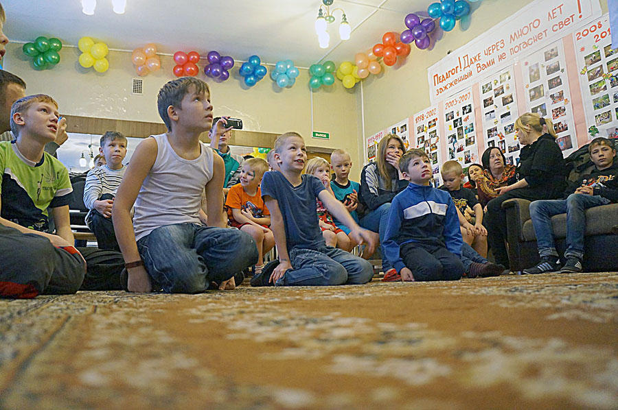 Фотография: Как мы съездили в детский дом в посёлке Будогощь 21.12.13 №40 - BigPicture.ru