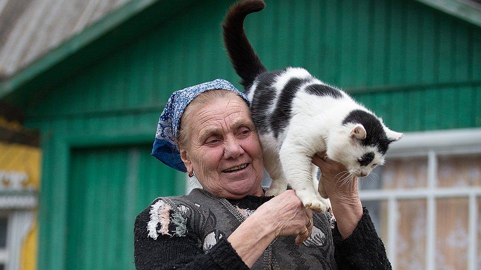 Фотография: Бабушка с мотором №2 - BigPicture.ru