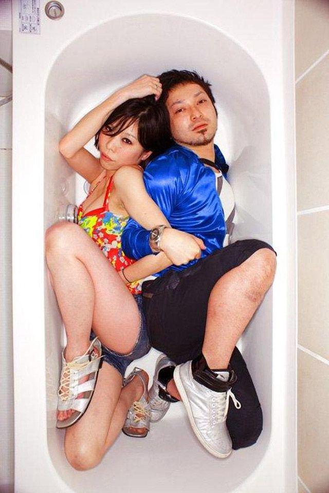 Фотография: Токийские парочки в собственных ванных №27 - BigPicture.ru