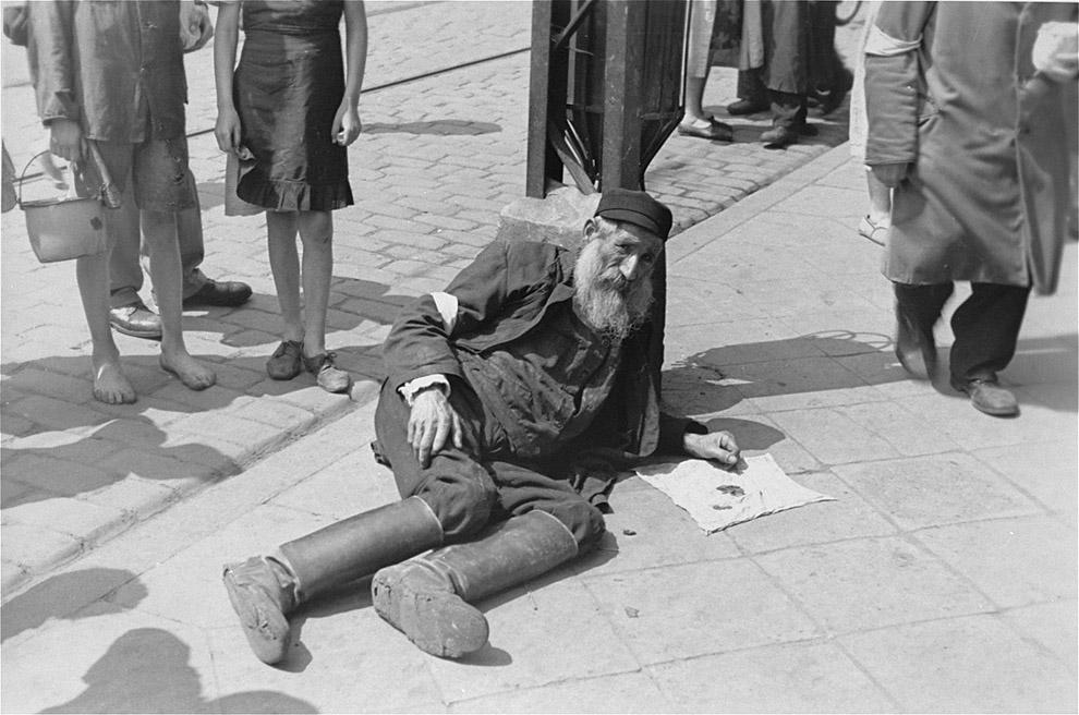 Фотография: Запретные фотографии: варшавское гетто летом 1941 года №15 - BigPicture.ru