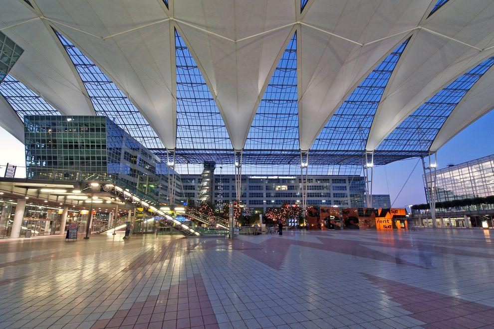 Фотография: 13 аэропортов мира, в которых можно неплохо провести время №8 - BigPicture.ru