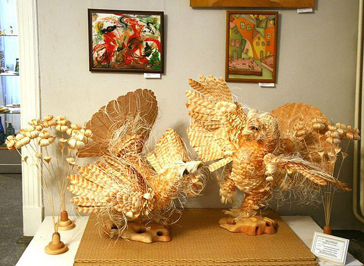 Фотография: Как выглядят уникальные скульптуры из деревянной стружки №15 - BigPicture.ru