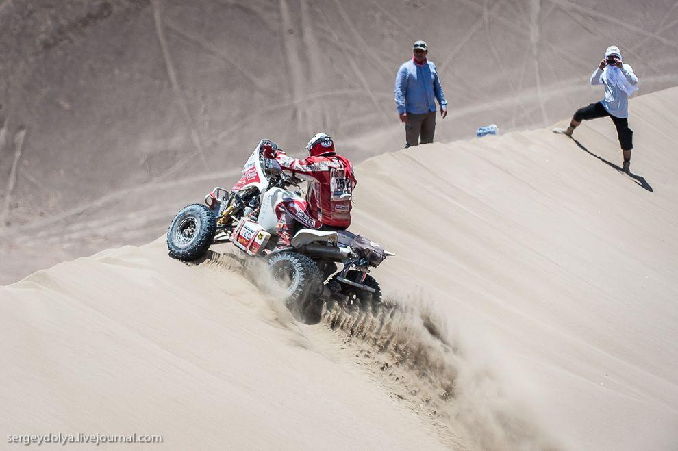 Фотография: Дакар 2014. Опасные гонки в чилийской пустыне №26 - BigPicture.ru