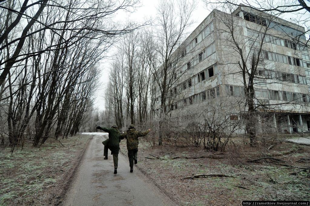 Фотография: Новый год 2014 в Чернобыльской Зоне отчуждения. Город Припять №14 - BigPicture.ru