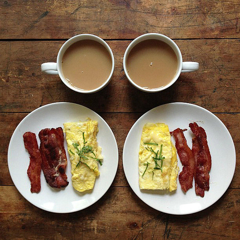 Симметричные завтраки в Instagram