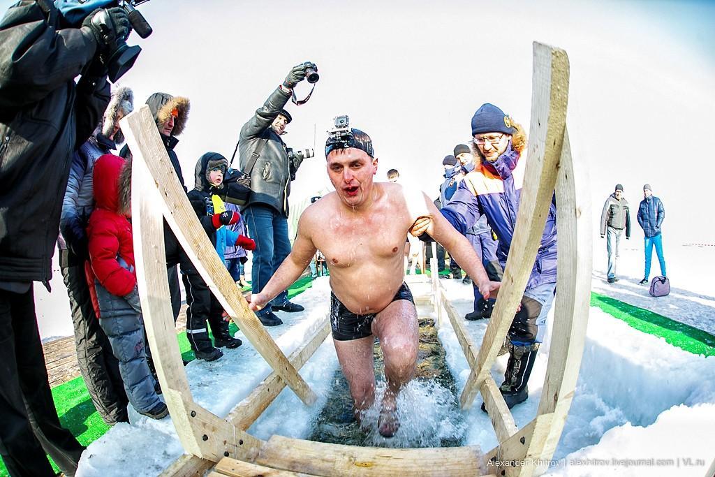 Фотография: Крещенские купания во Владивостоке №19 - BigPicture.ru