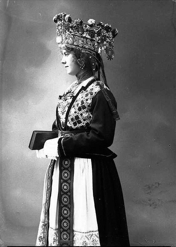 Фотография: Сказочные наряды норвежских невест 1870-1920-х годов №6 - BigPicture.ru