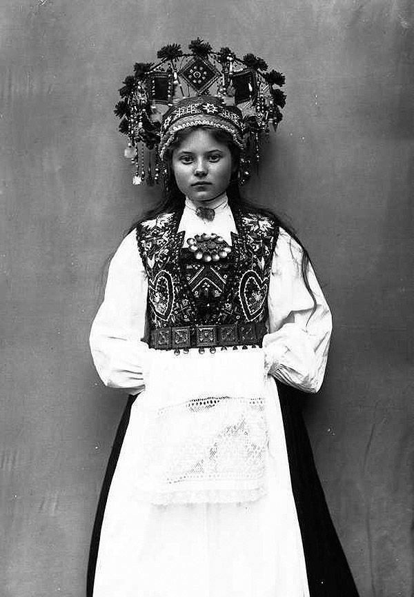 Фотография: Сказочные наряды норвежских невест 1870-1920-х годов №11 - BigPicture.ru