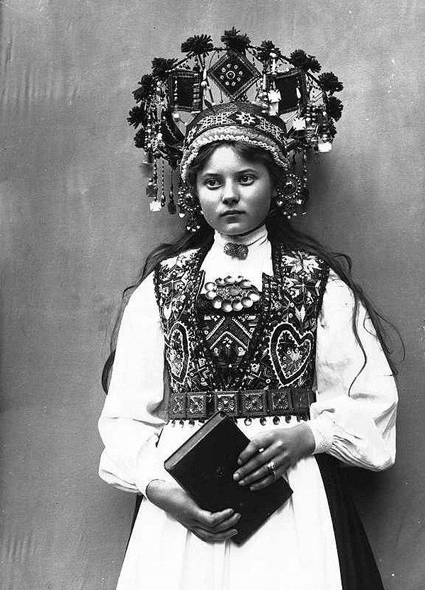 Фотография: Сказочные наряды норвежских невест 1870-1920-х годов №12 - BigPicture.ru