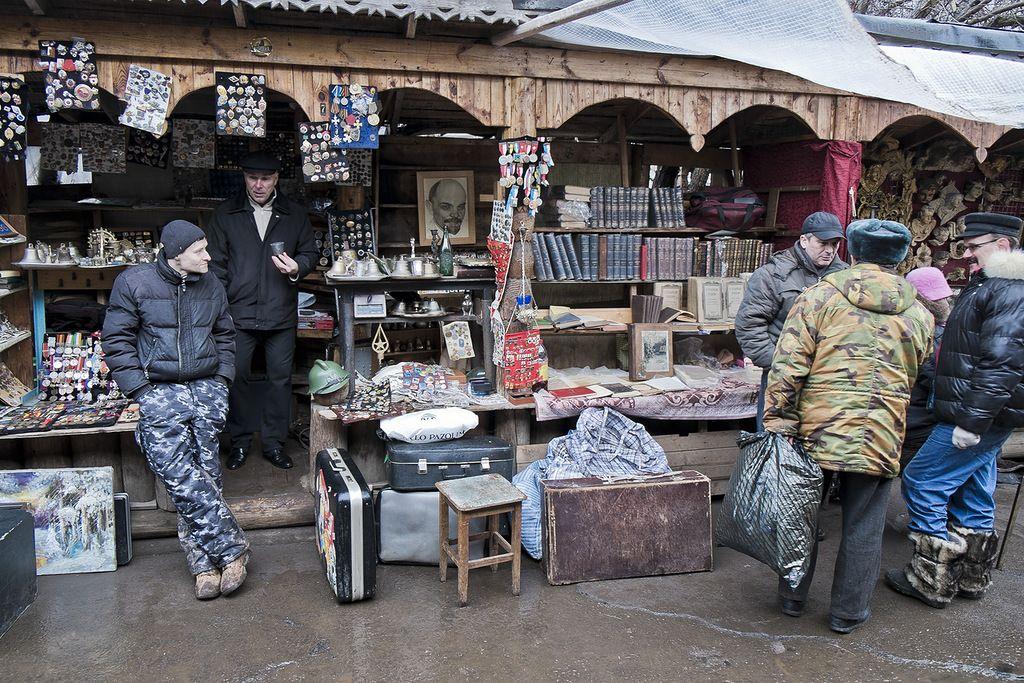 Фотография: Как выглядит блошиный рынок в Москве №46 - BigPicture.ru