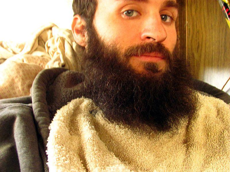 Фотография: Удивительная история спасения утенка... в бороде №7 - BigPicture.ru