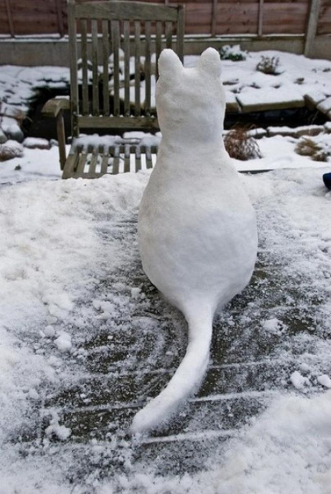 Фотография: 20 примеров того, что еще, кроме снеговика, можно слепить из снега №14 - BigPicture.ru