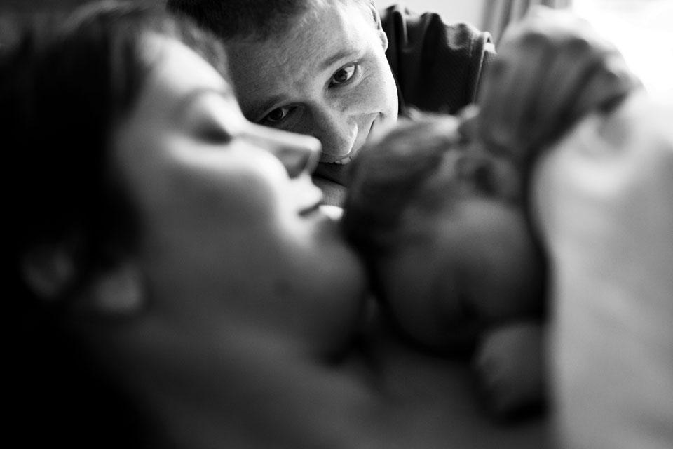 Фотография: Тяжелый процесс рождения новой жизни №22 - BigPicture.ru