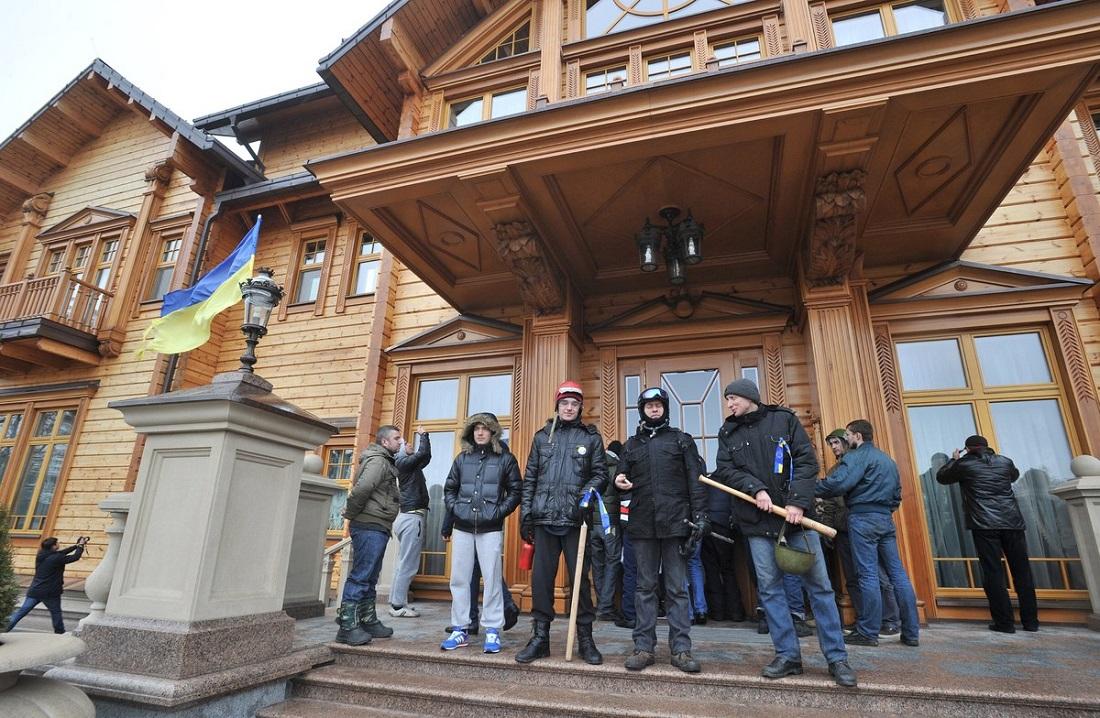 Фотография: Резиденция украинского народа в Межигорье №4 - BigPicture.ru