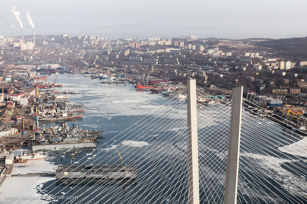 Фотография: Владивосток, Русский остров и побережье с вертолета №19 - BigPicture.ru