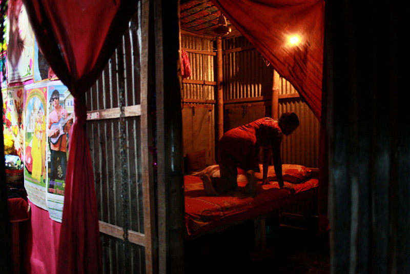 Фотография: Украденное детство - Девочки-проститутки из Бангладеш №38 - BigPicture.ru