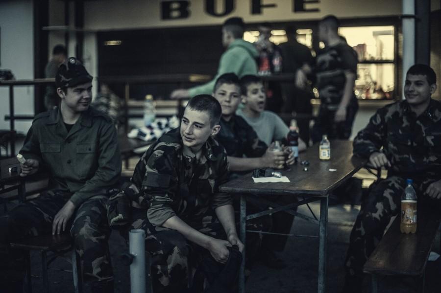 Фотография: Юные венгерские патриоты в военном лагере №26 - BigPicture.ru