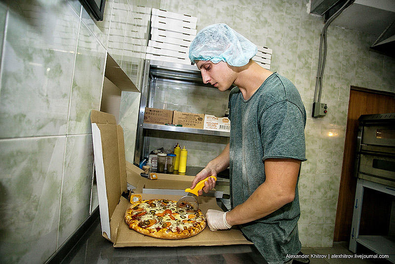 Фотография: Как работает служба доставки пиццы №26 - BigPicture.ru