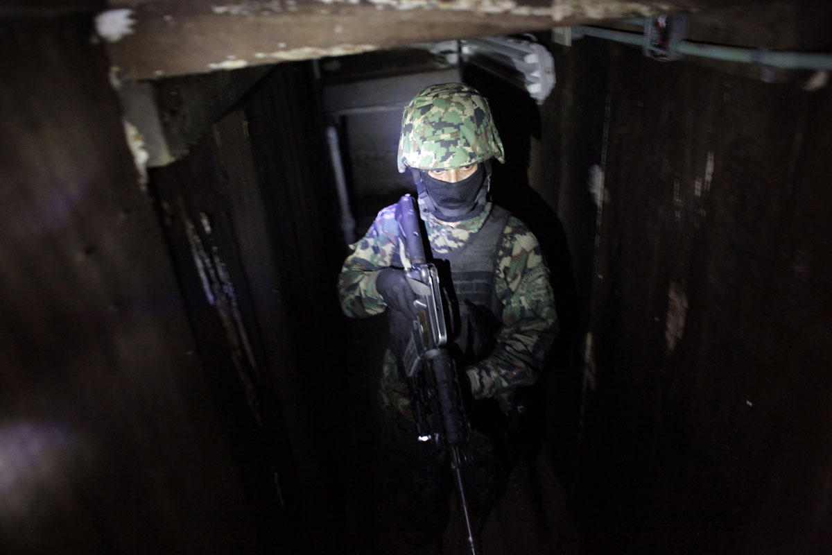 Фотография: Секретные тоннели скандального мексиканского наркобарона №12 - BigPicture.ru