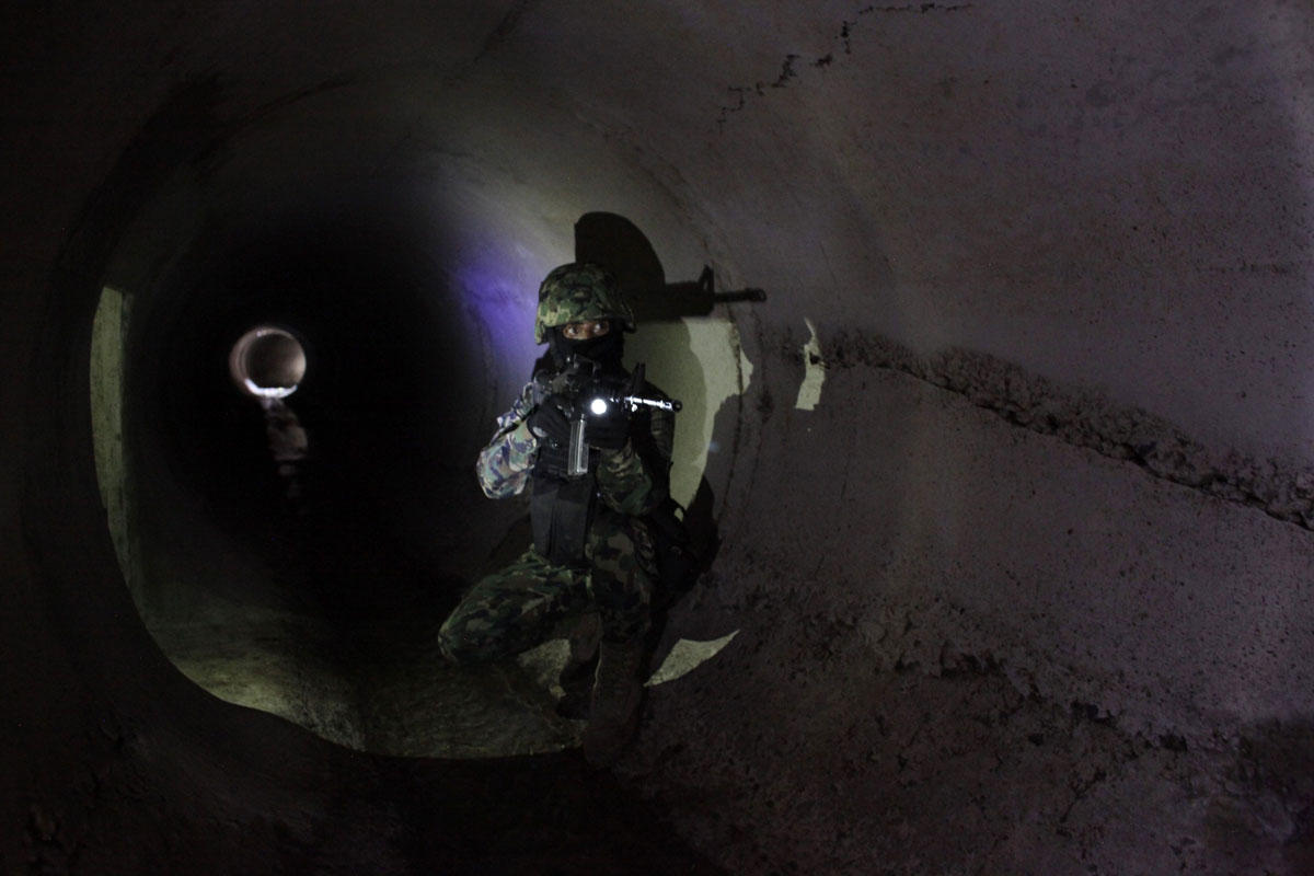 Фотография: Секретные тоннели скандального мексиканского наркобарона №13 - BigPicture.ru