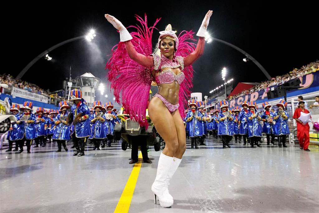 Фотография: 20 ярких кадров карнавалов со всего света №2 - BigPicture.ru