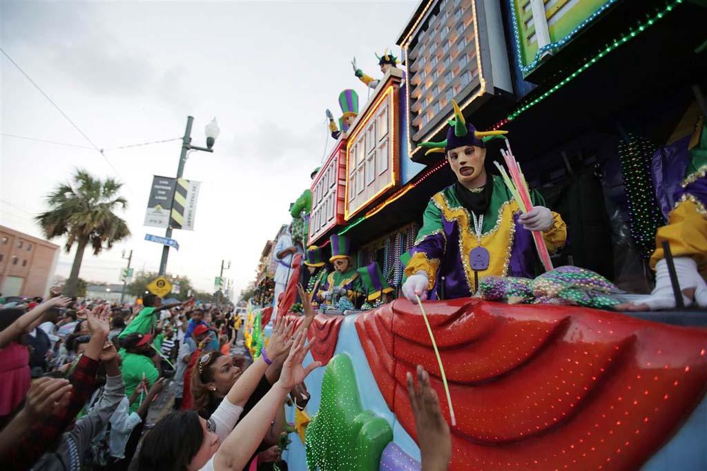 Фотография: 20 ярких кадров карнавалов со всего света №13 - BigPicture.ru