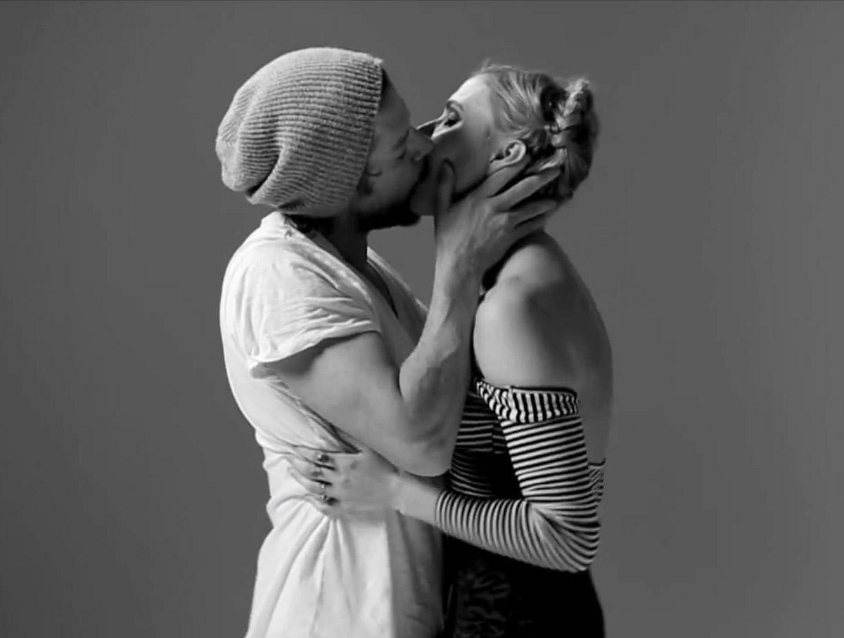 Фотография: Поцеловать незнакомца - от смущения к страсти №3 - BigPicture.ru