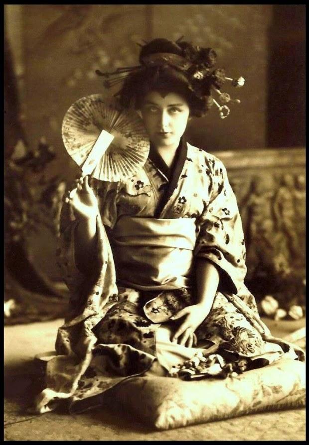 Фотография: Гейши-иностранки в Японии начала 20-го века №25 - BigPicture.ru