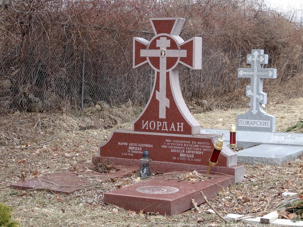 Фотография: Самое большое в Америке русское кладбище №34 - BigPicture.ru