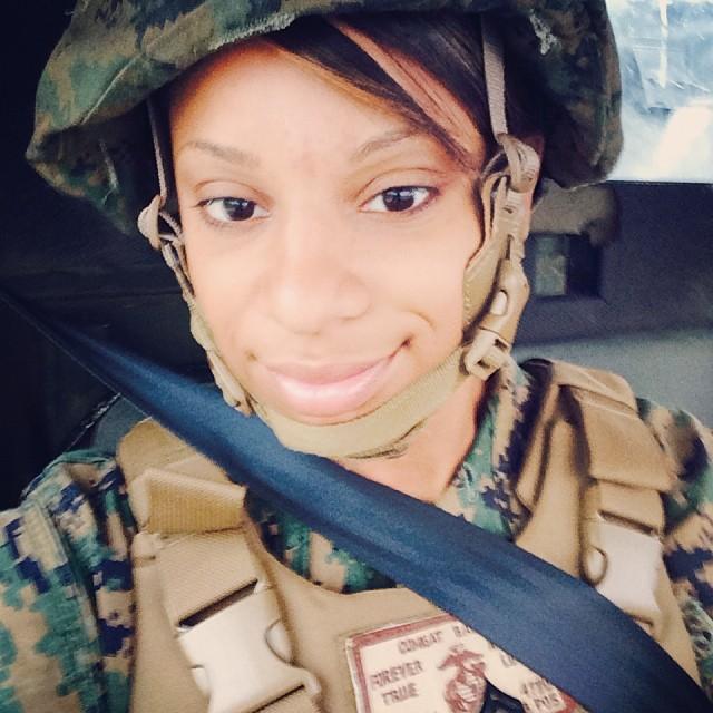 Фотография: Что публикуют в своих Instagram американские девушки-военные №7 - BigPicture.ru