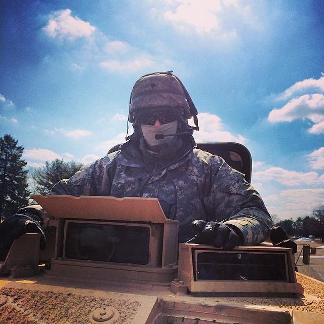 Фотография: Что публикуют в своих Instagram американские девушки-военные №8 - BigPicture.ru