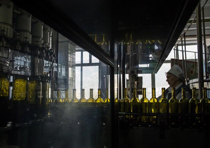 Фотография: Как работает винодельческий завод 