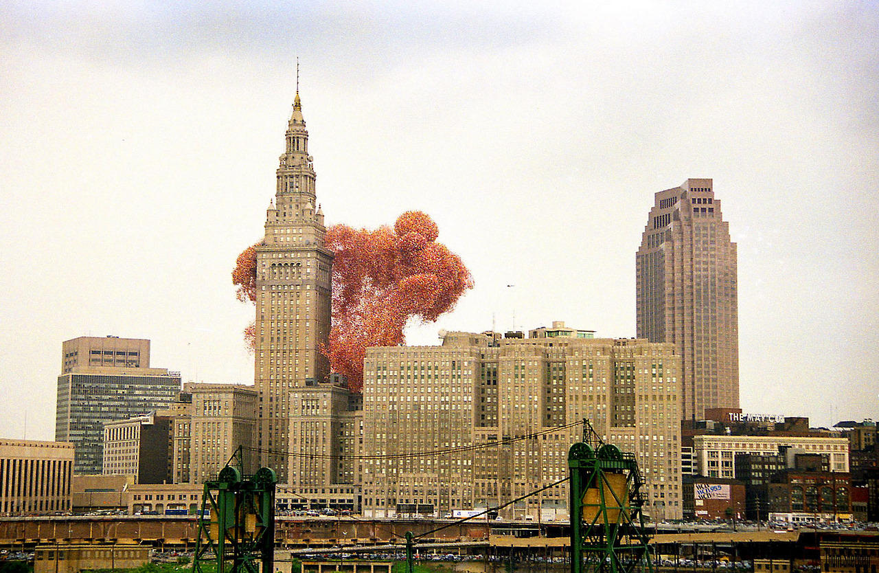 Фотография: В 1986 году на Кливленд напали... шарики №4 - BigPicture.ru