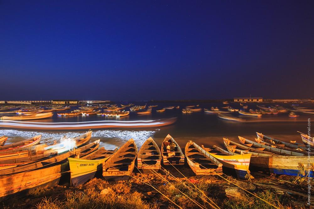 Фотография: Индийские заметки: По ту сторону курорта. Морской порт Вижинджам №3 - BigPicture.ru