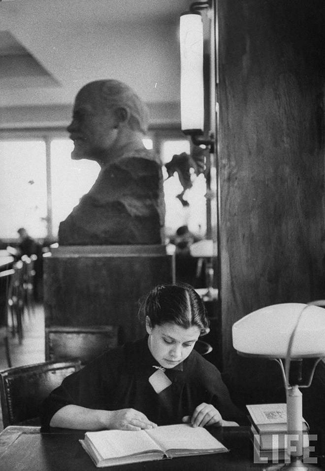 Фотография: Москвички в 1956 году на снимках фотографа LIFE Лизы Ларсен №52 - BigPicture.ru