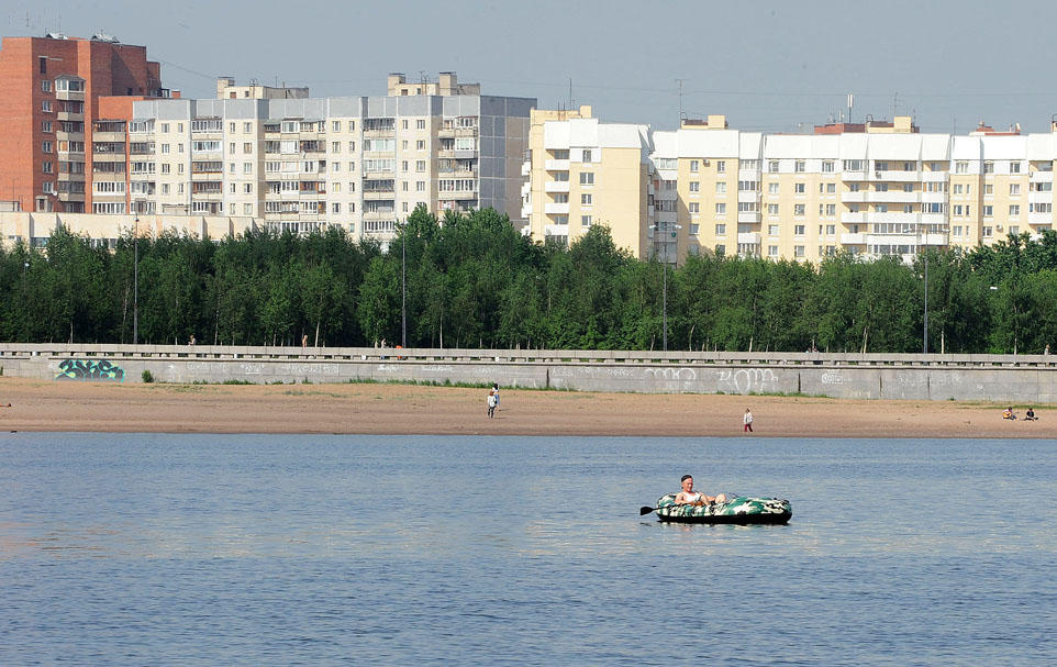 Фотография: Нефасадный Петербург: вид с воды №29 - BigPicture.ru