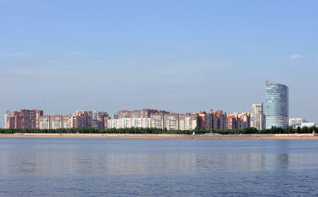Фотография: Нефасадный Петербург: вид с воды №30 - BigPicture.ru