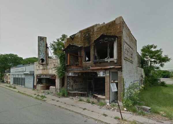 Печальное и впечатляющее зрелище — разрушения в Детройте за последние 5 лет