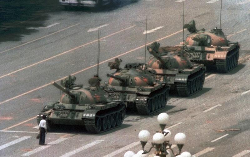 Фотография: Расстрел демонстрантов на площади Тяньаньмэнь 25 лет назад №1 - BigPicture.ru