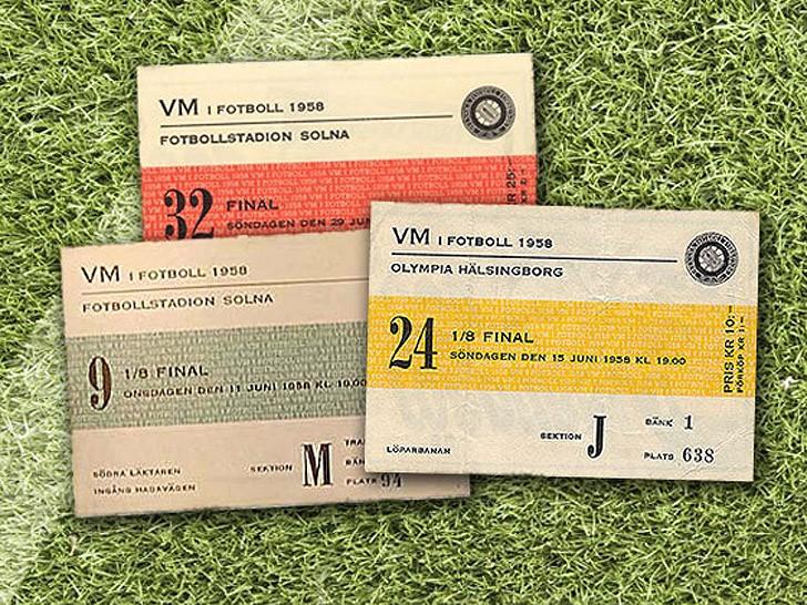 Фотография: Как менялся дизайн билетов ЧМ по футболу с 1930 года №7 - BigPicture.ru