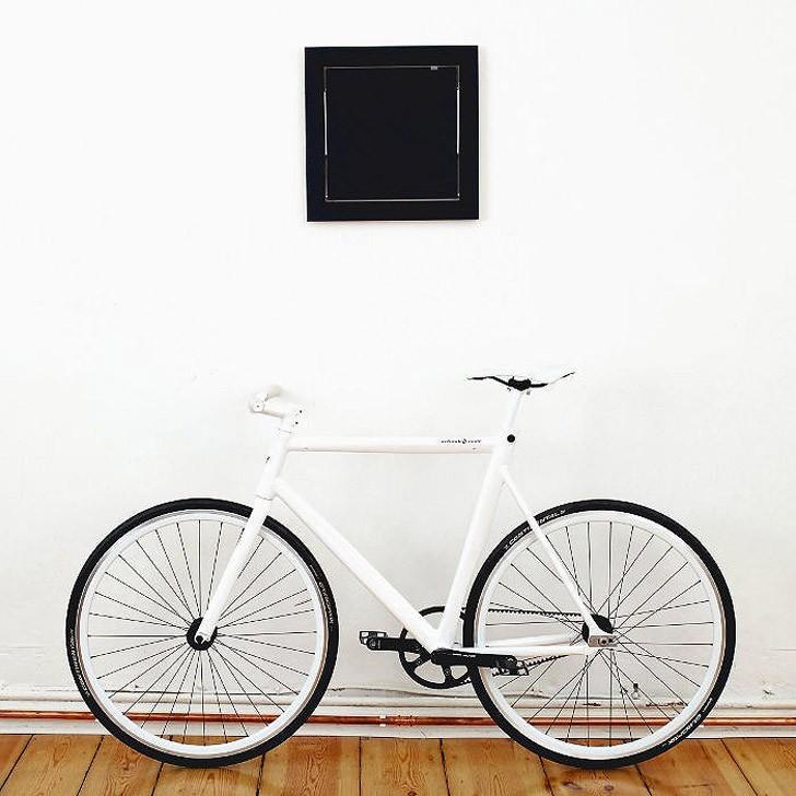 Фотография: Как хранить велосипед дома №9 - BigPicture.ru