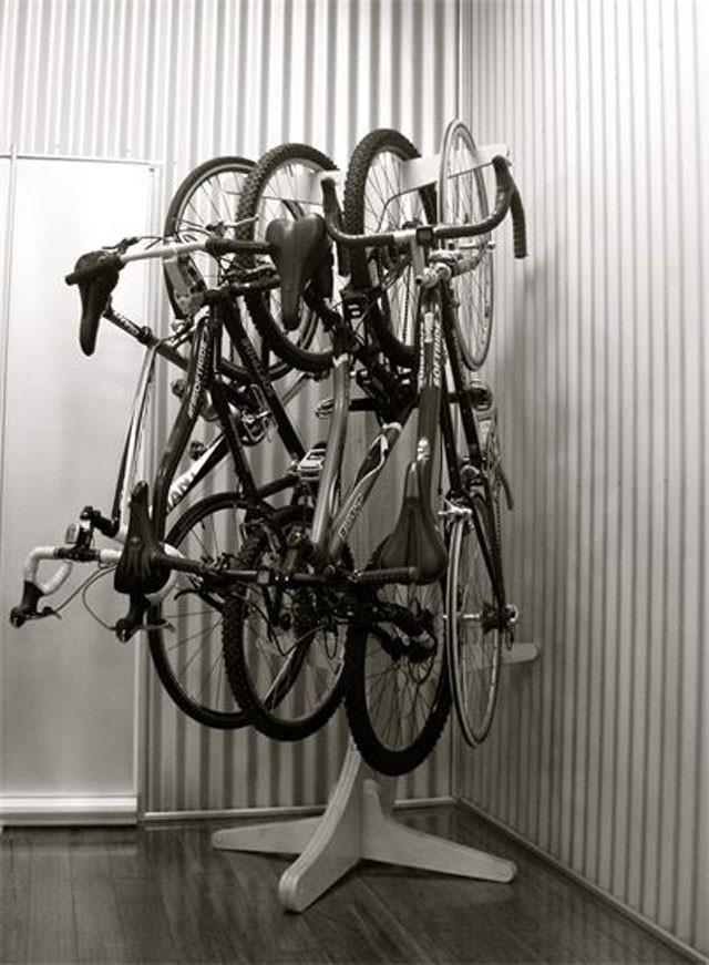 Фотография: Как хранить велосипед дома №36 - BigPicture.ru