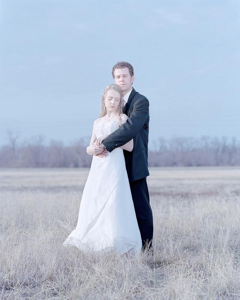 Фотография: Защищая свою девочку: Портреты отцов и их дочерей, поклявшихся хранить девственность до свадьбы №9 - BigPicture.ru