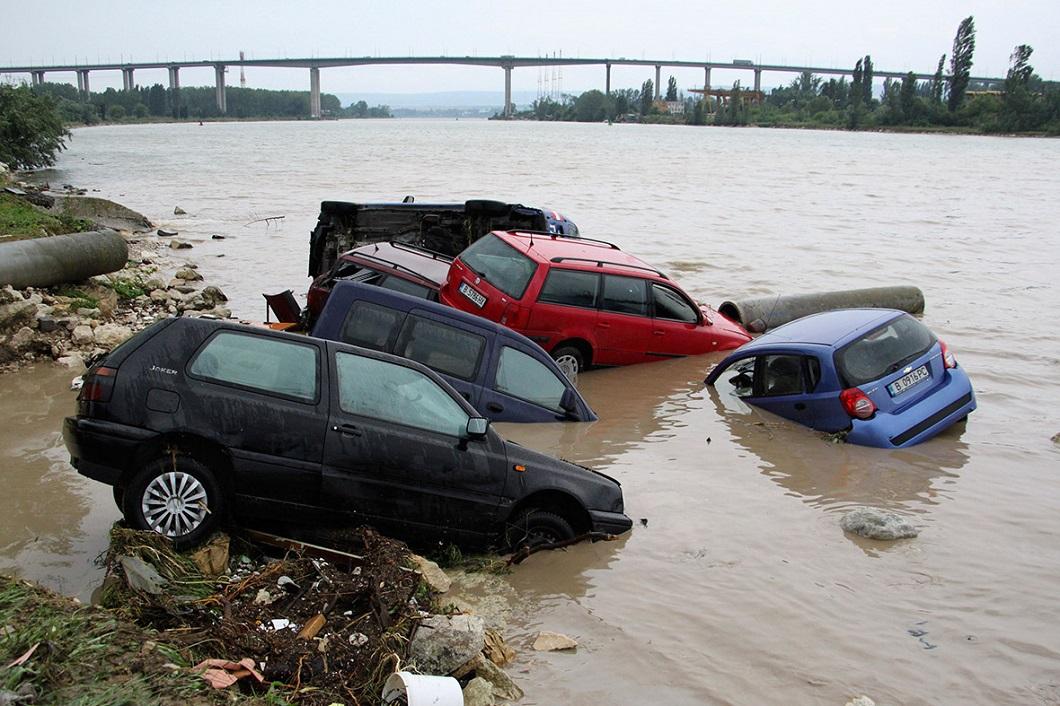 Фотография: Наводнение в Болгарии №8 - BigPicture.ru